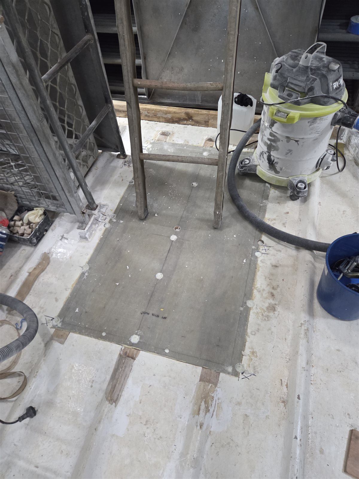 Marine vessel fish hold prepared for polyurethane foam insulation
